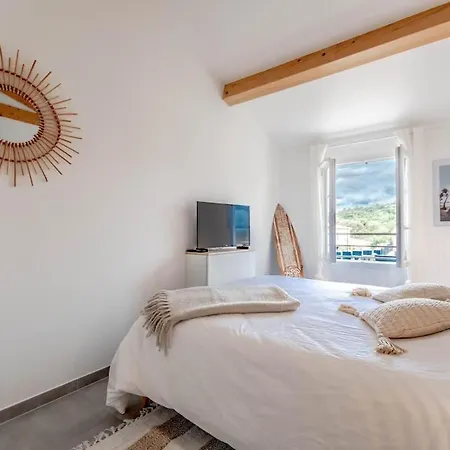 Largo L Pool & Beachside L Shellter Grimaud