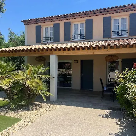 Largo L Pool & Beachside L Shellter Grimaud
